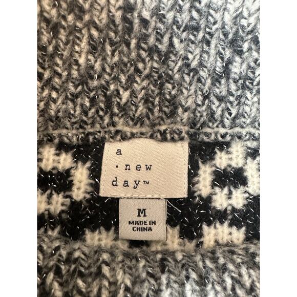 Women's Winter Cheers Crewneck Pullover Oversize Sweater Target White Medium - Picture 9 of 10